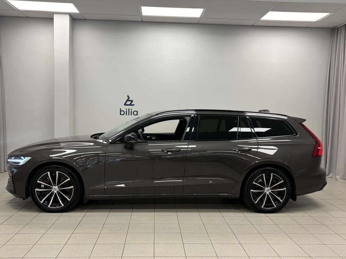 Volvo V60 T6 Plus Dark Nordic 2025, bild 2/10