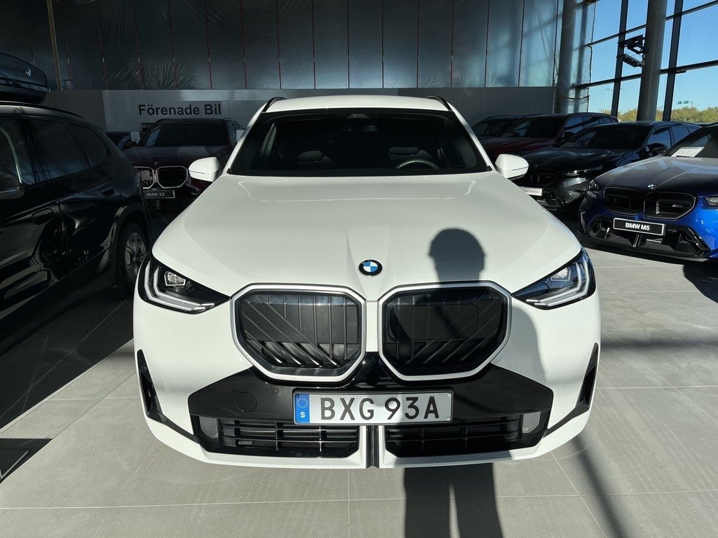 BMW X3 M Sport 2026, bild 2/10