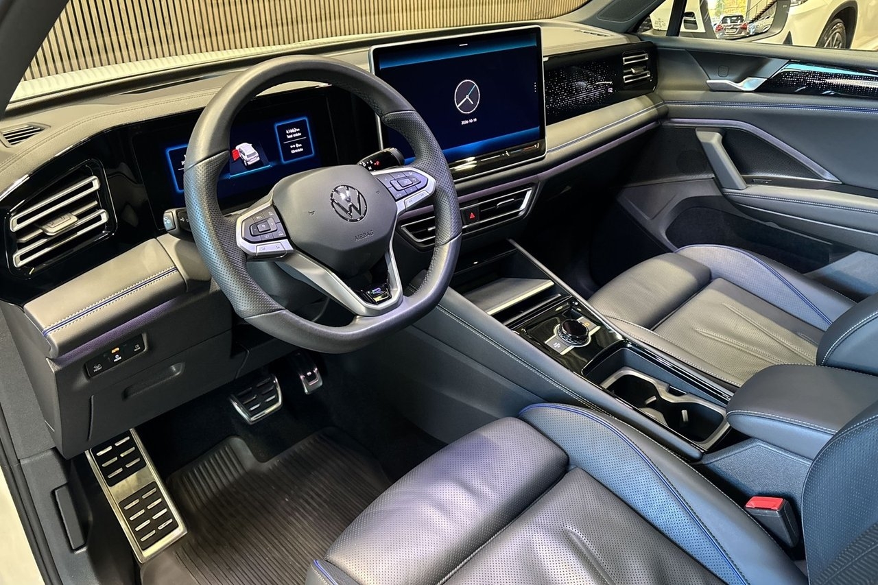 Volkswagen Tiguan 1.5 eHybrid R-Line 2025, bild 5/10