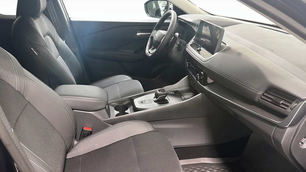 Nissan Qashqai 1.3 DIG-T MHEV N-CONNECTA 2026, bild 3/9