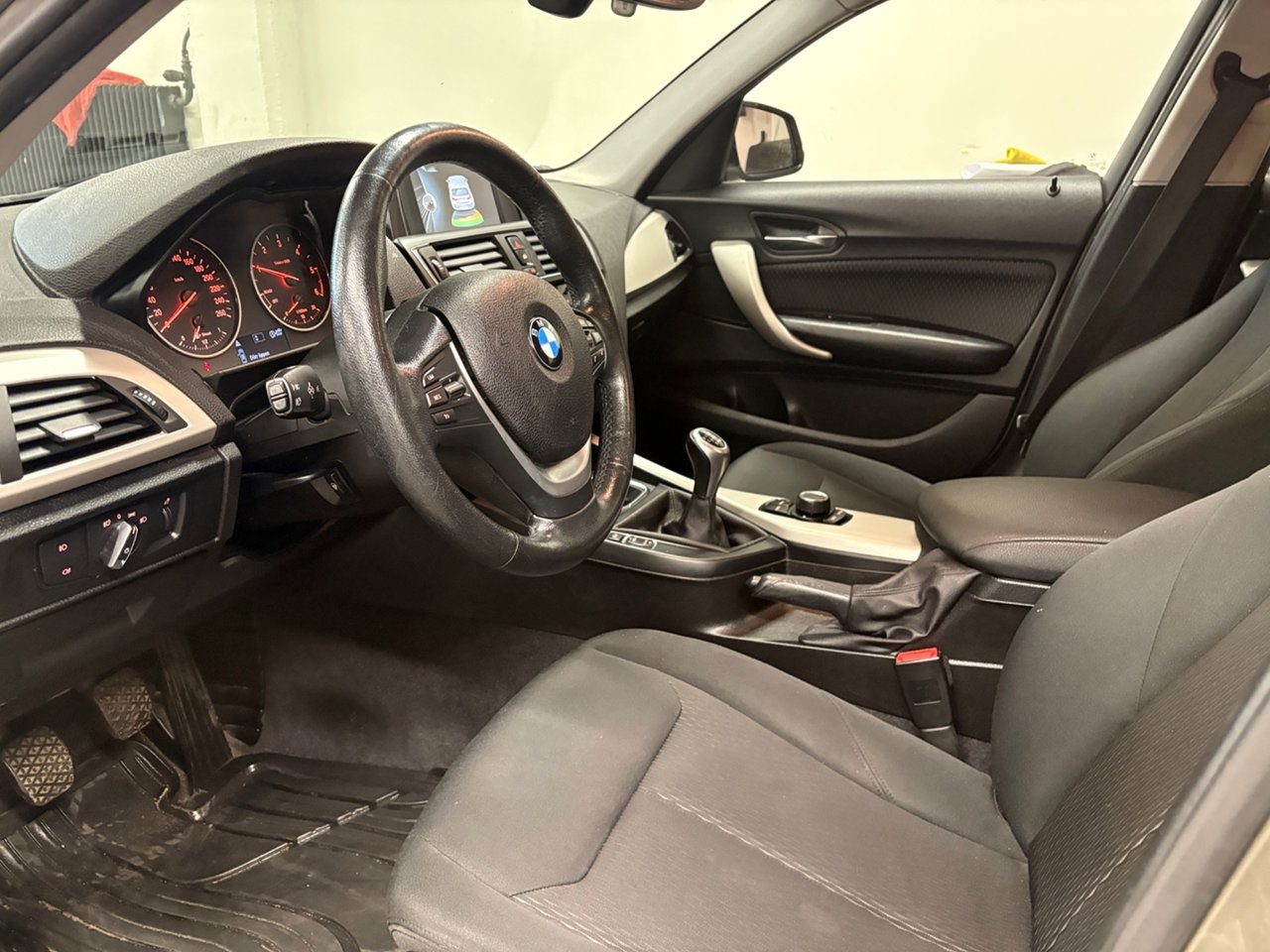 BMW 116d Advantage 2016, bild 5/10