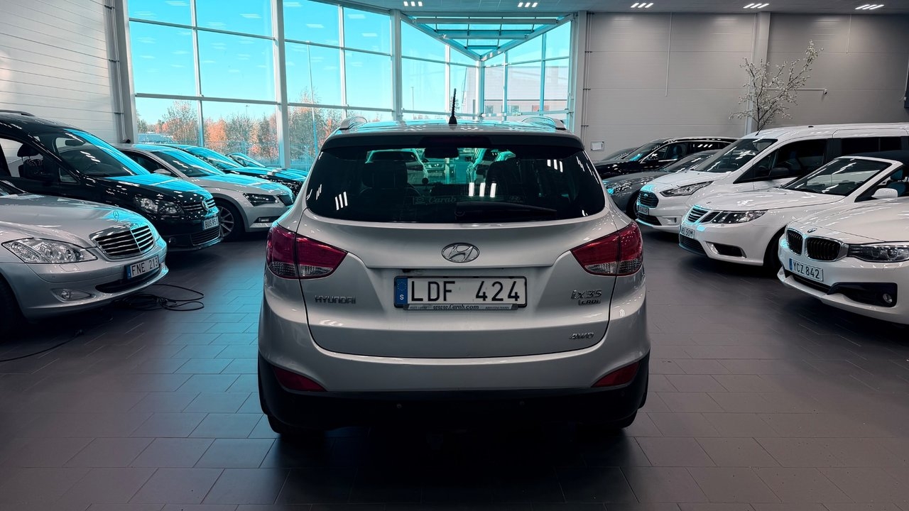 Hyundai ix35 2.0 CRDi Business 2011, bild 5/10