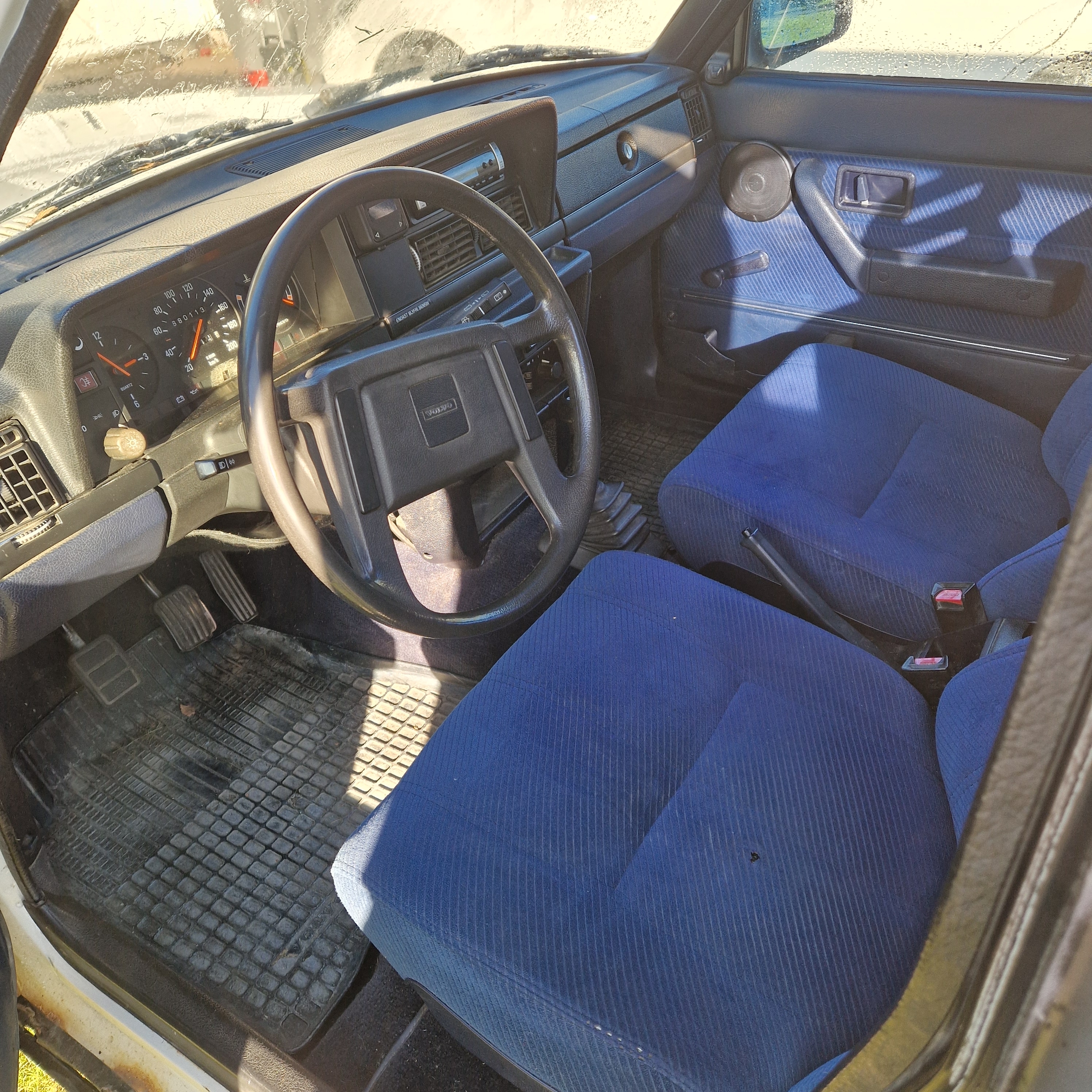 Volvo 240 1988, bild 2/6