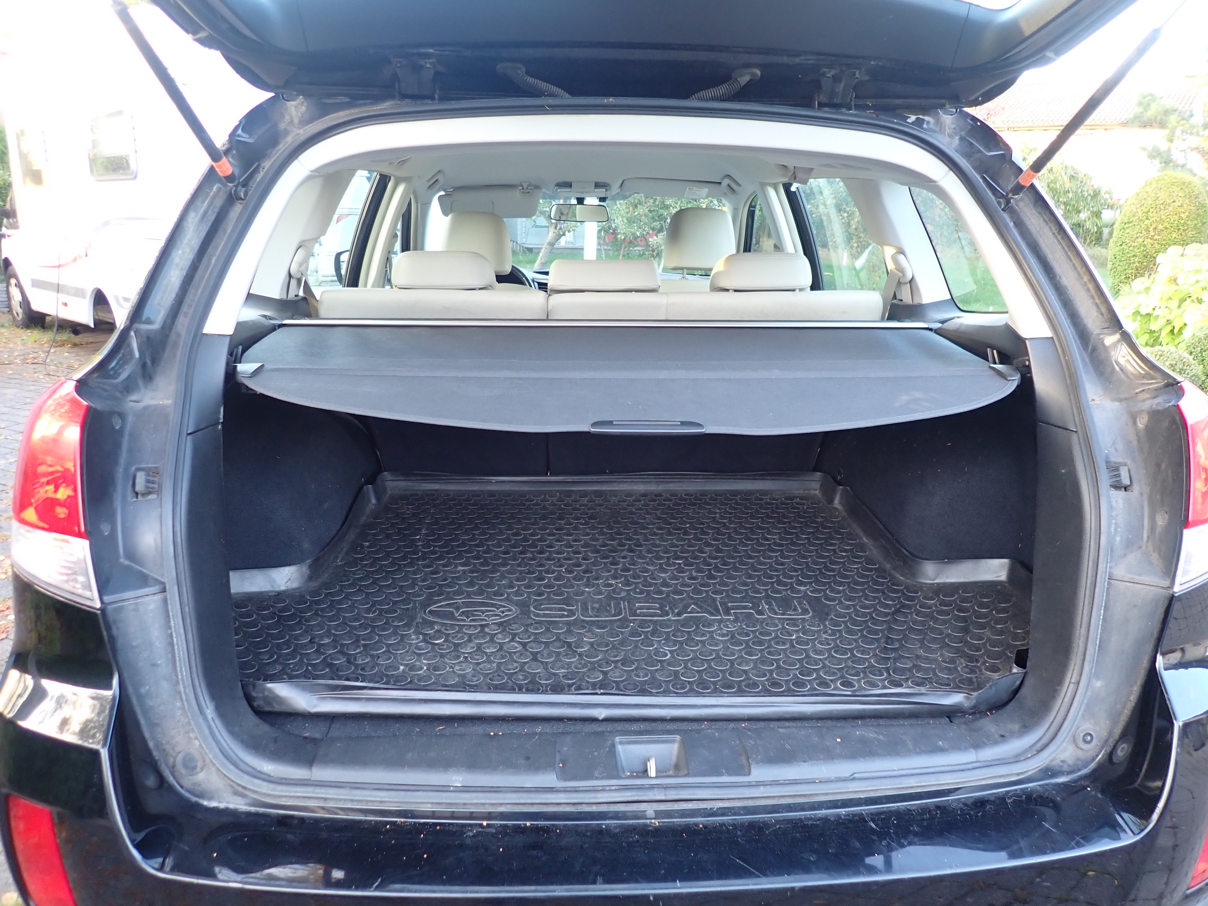 Subaru Outback 2.0D 2013, bild 4/7