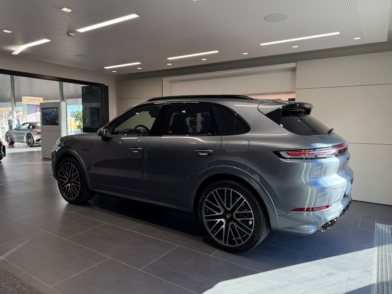 Porsche Cayenne E-Hybrid 2026, bild 2/10