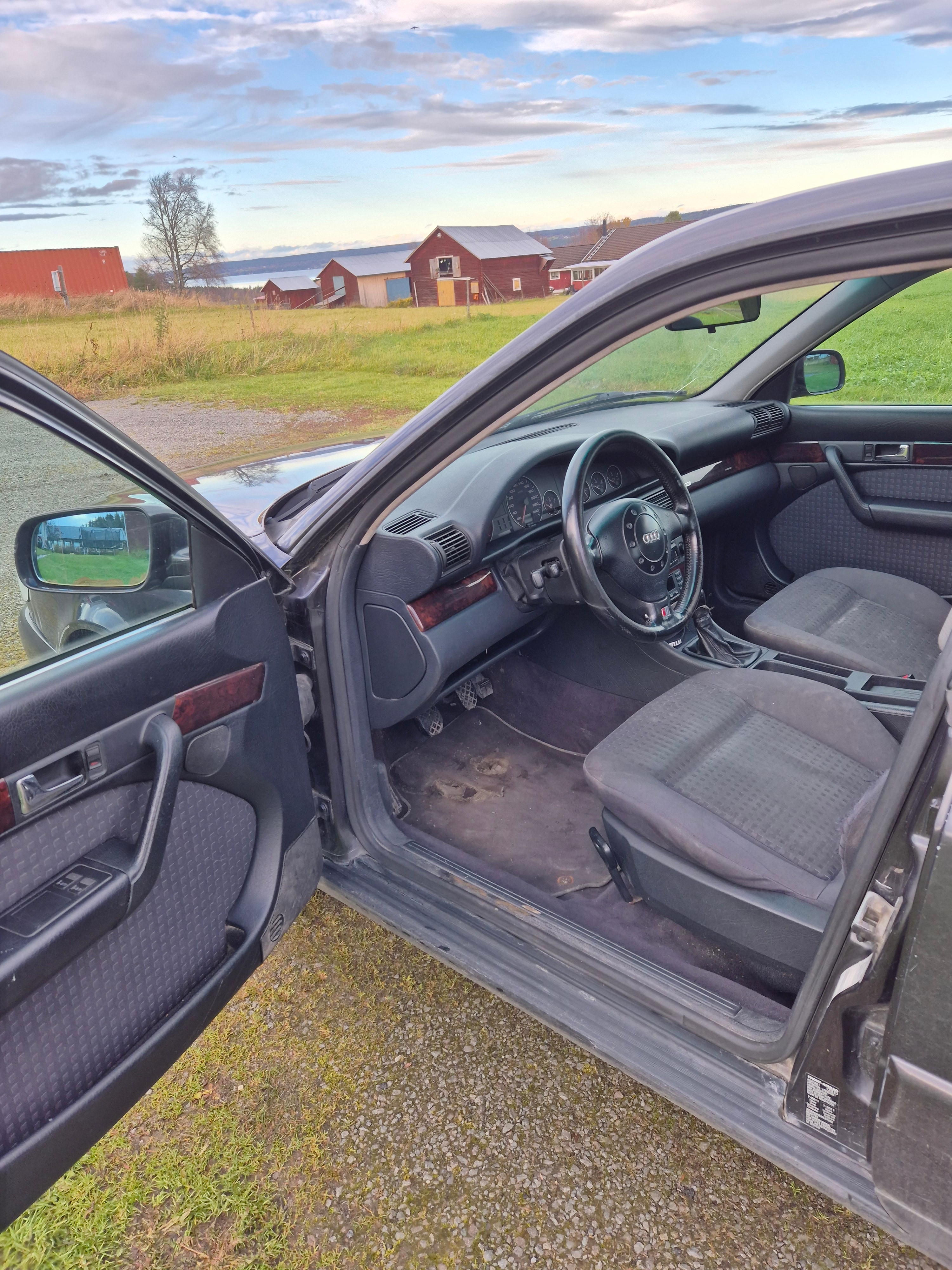 Audi A6 1997, bild 5/6