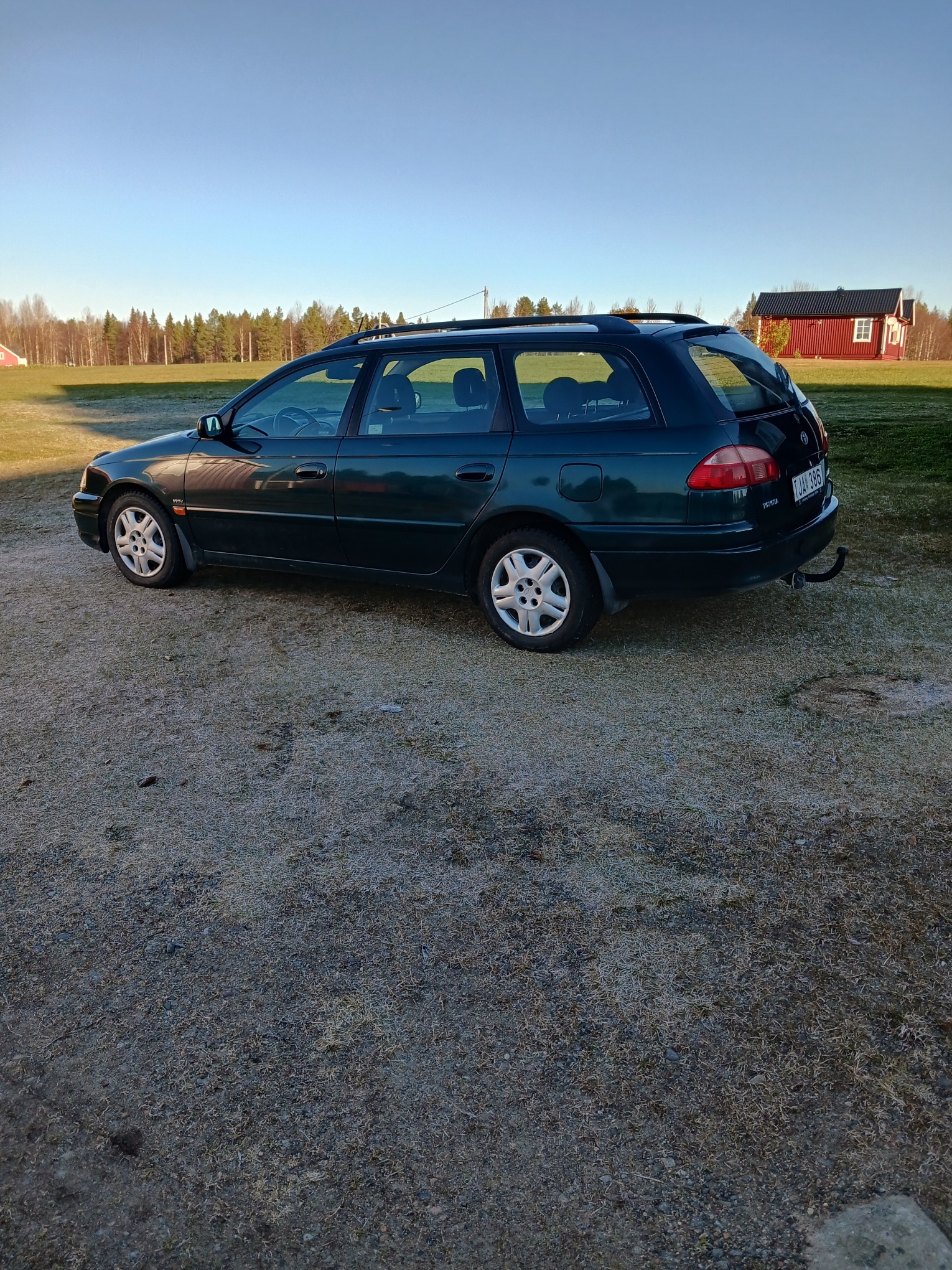 Toyota Avensis 1.8 2002, bild 3/6