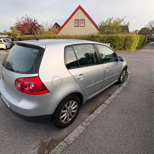 Volkswagen Golf 1.6 2007, bild 4/4