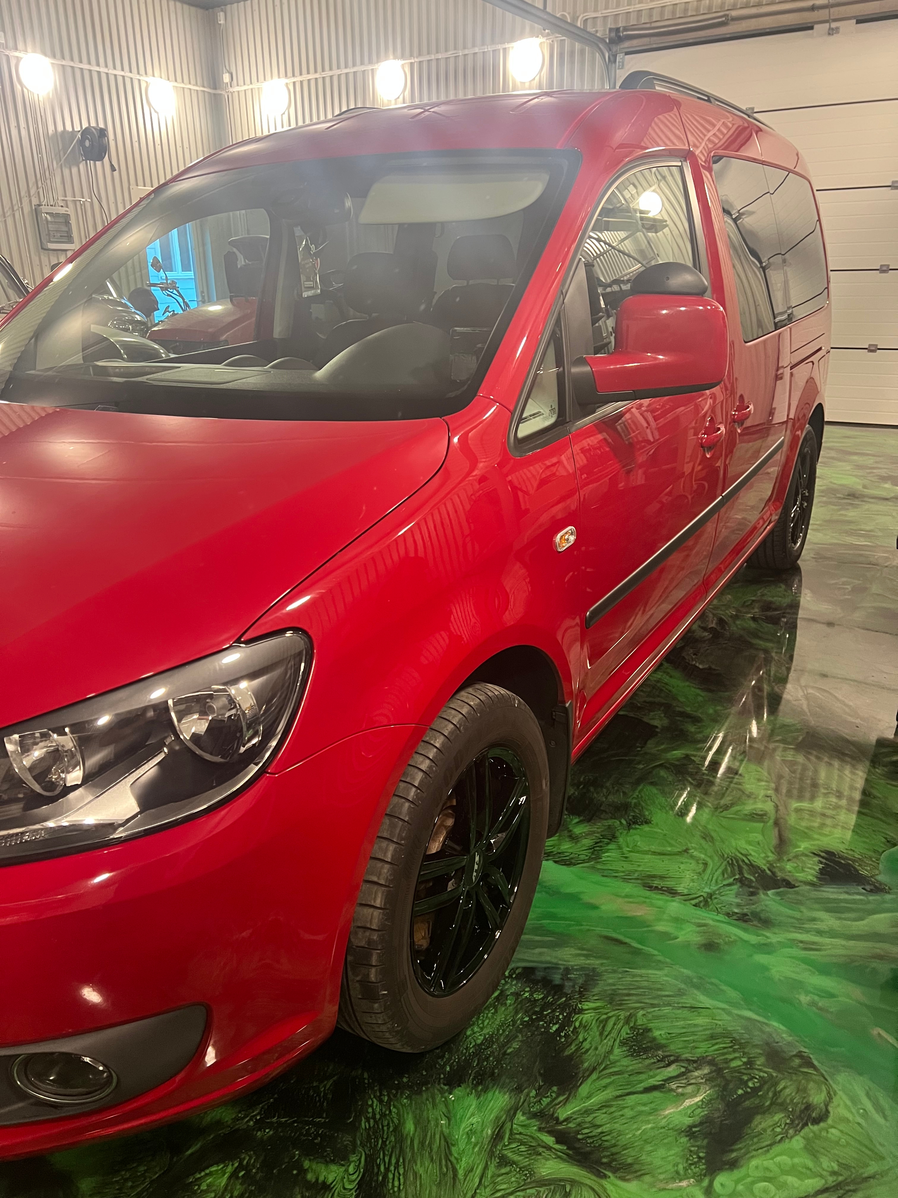 Volkswagen Caddy Maxi 2.0 TDI 2014, bild 2/9