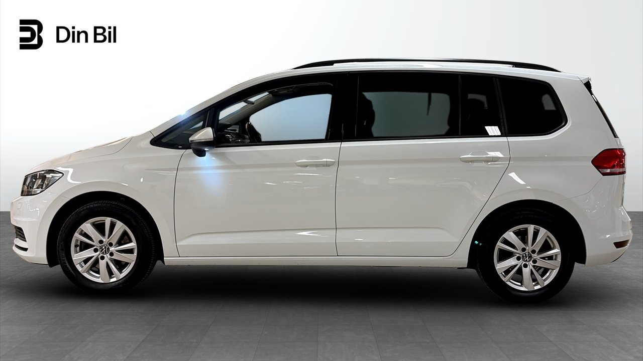 Volkswagen Touran 1.5 TSI 2024, bild 2/10