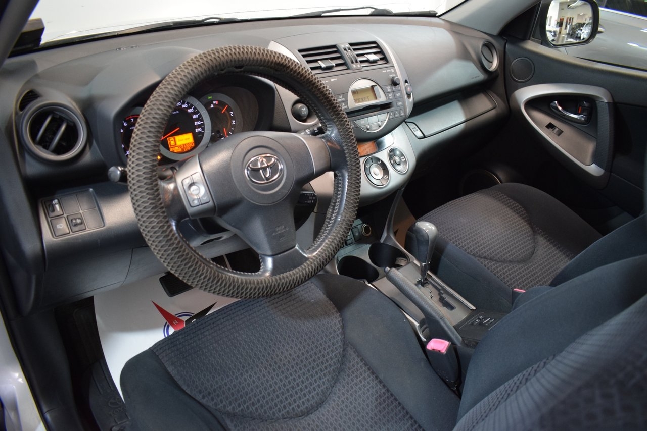 Toyota RAV4 2.0 2008, bild 7/10