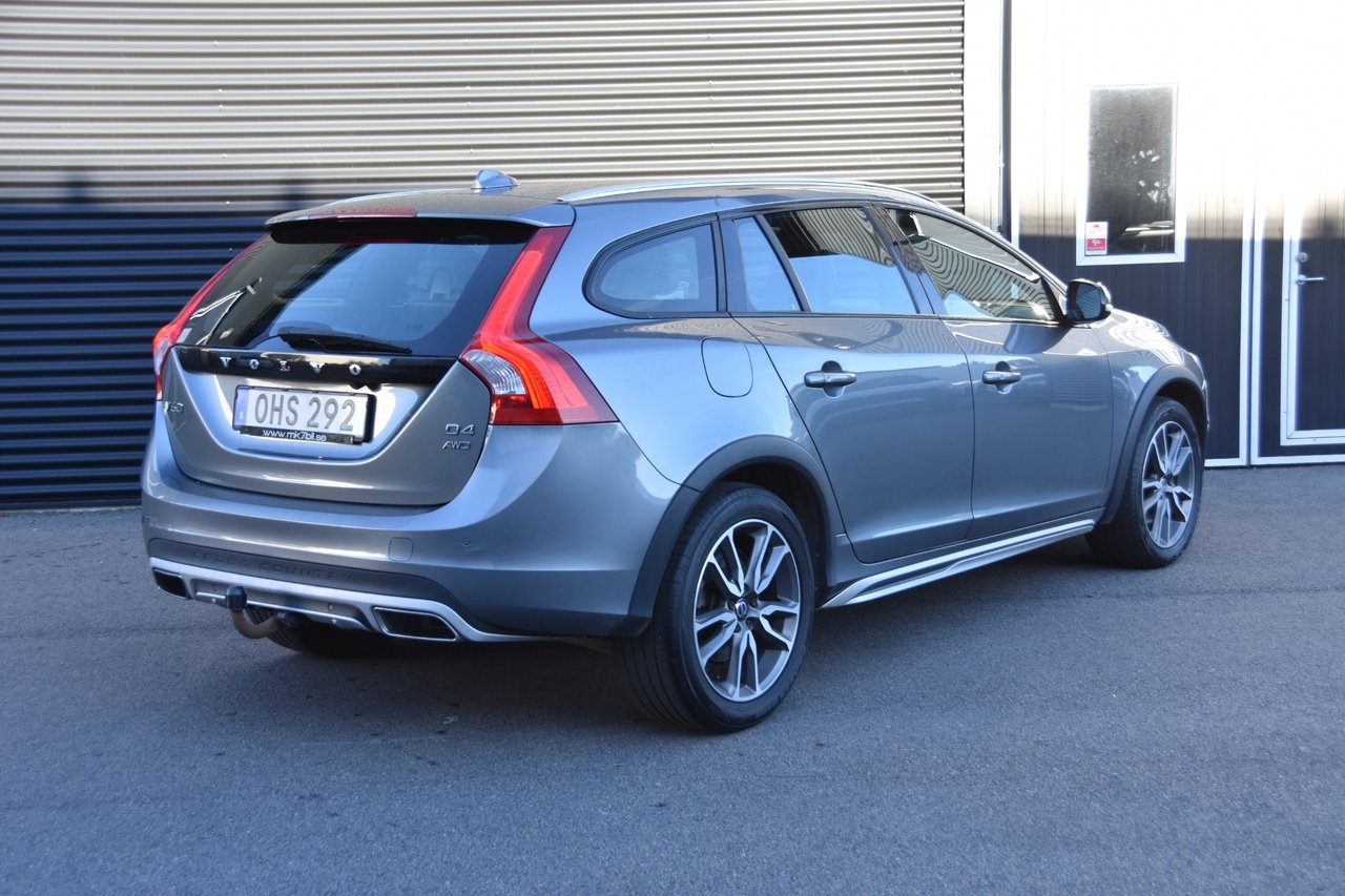 Volvo V60 D4 Summum Business Advanced 2017, bild 6/10