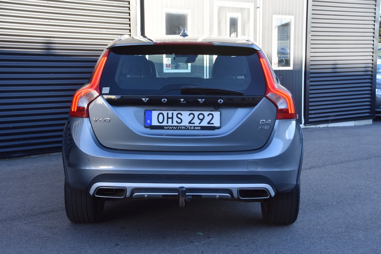 Volvo V60 D4 Summum Business Advanced 2017, bild 5/10
