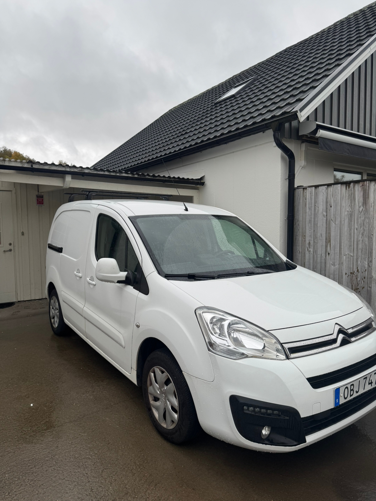 Citroen Berlingo BlueHDi 100 2016, bild 2/5