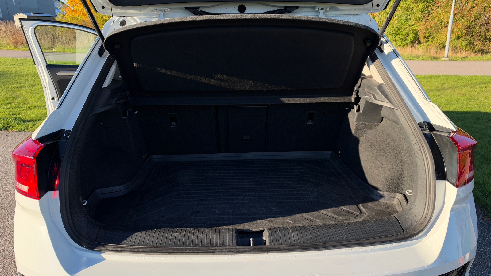 Volkswagen T-Roc 1.0 TSI 2022, bild 8/8