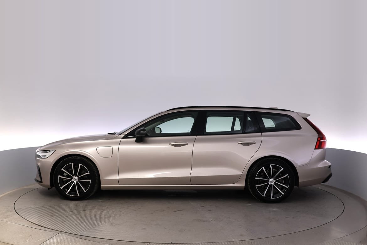 Volvo V60 T6 Plus Dark 2024, bild 2/10