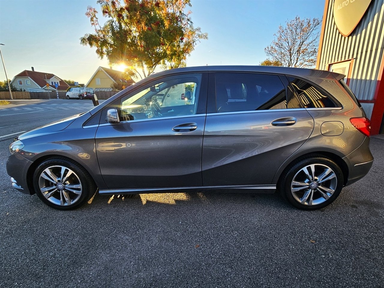 Mercedes-Benz B 2012, bild 4/10
