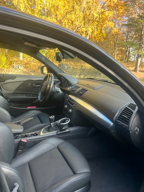 BMW 120i 2010, bild 3/5