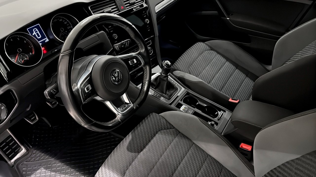 Volkswagen Golf 1.5 TSI R-Line 2020, bild 7/10