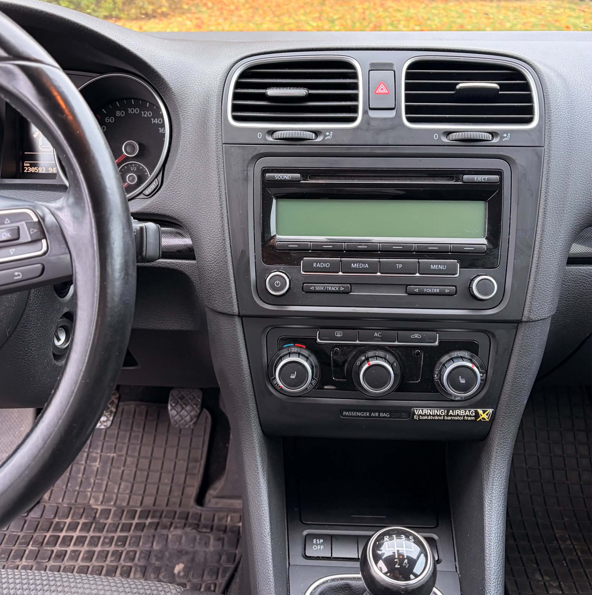 Volkswagen Golf 1.6 TDI 2010, bild 6/6