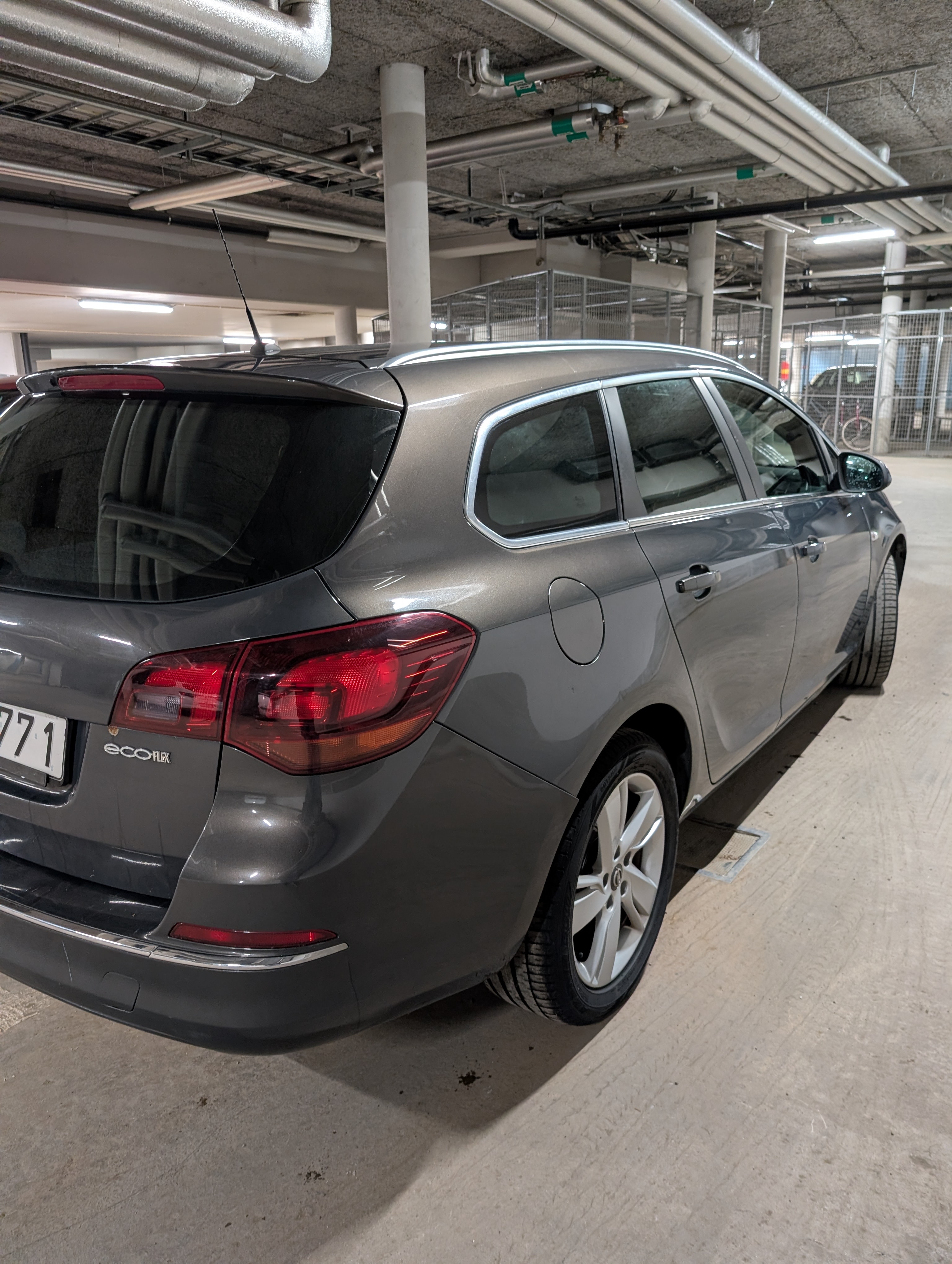 Opel Astra 1.7 CDTI 2013, bild 4/8