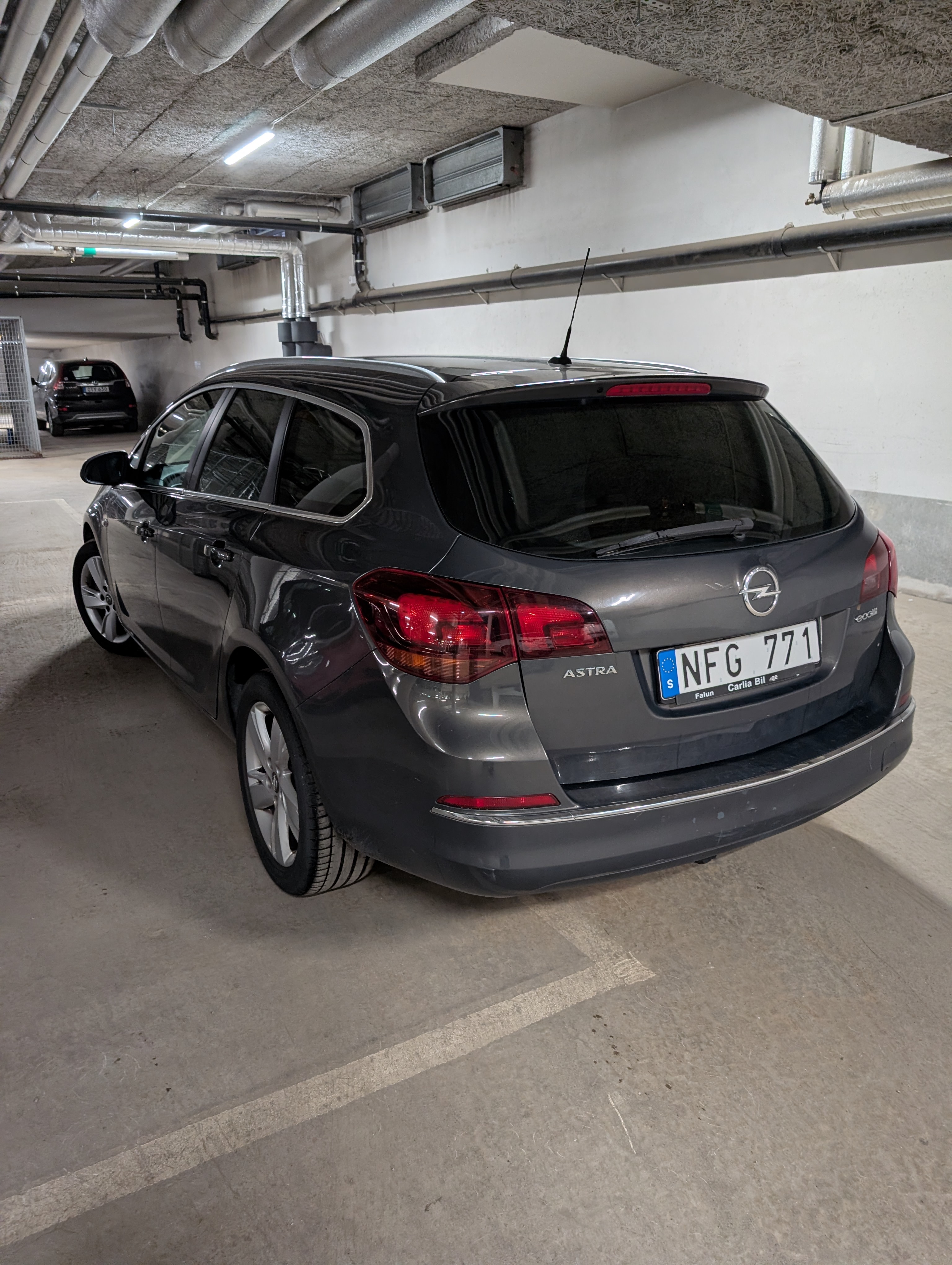 Opel Astra 1.7 CDTI 2013, bild 3/8