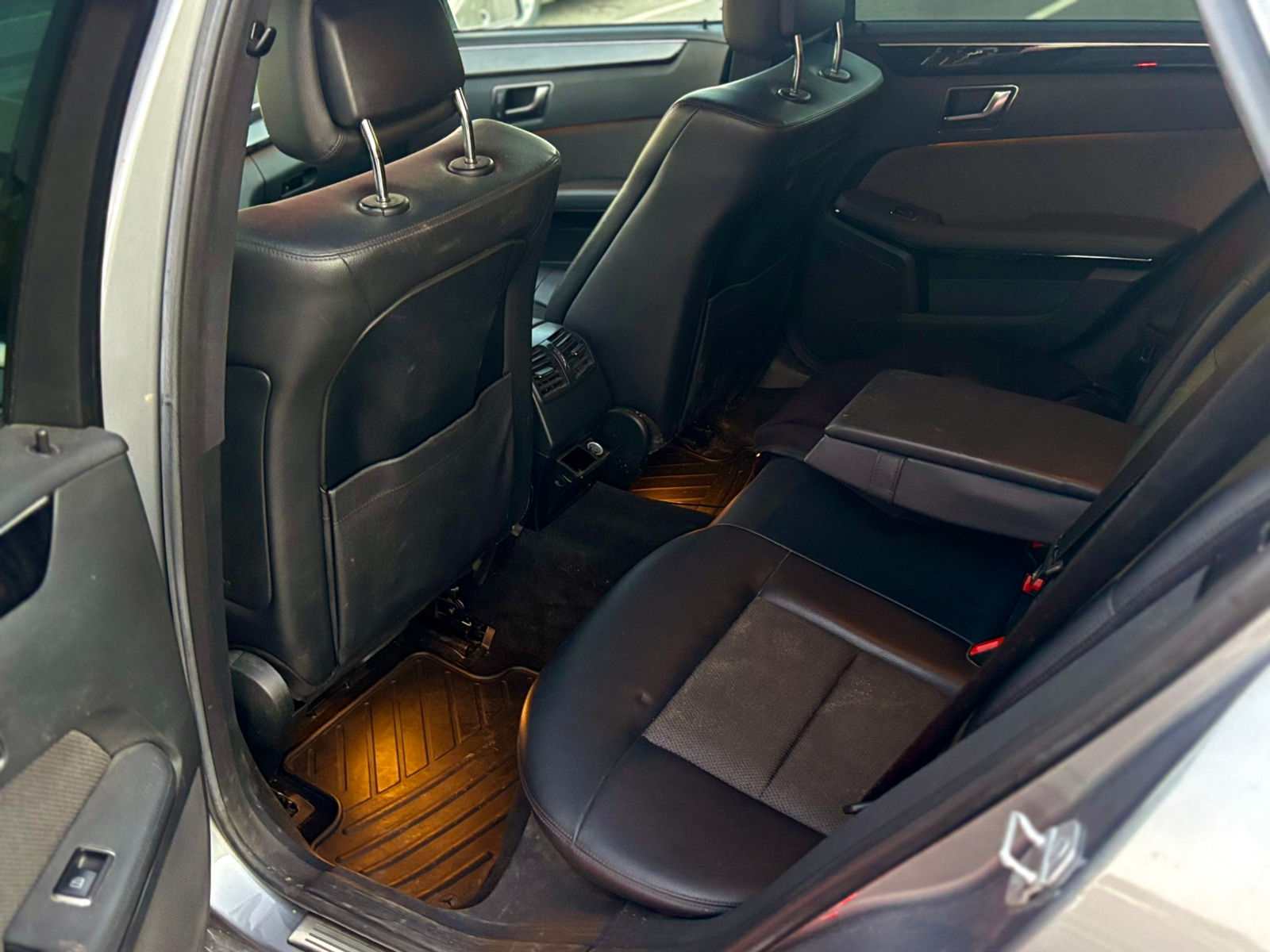 Mercedes-Benz E 2012, bild 6/8