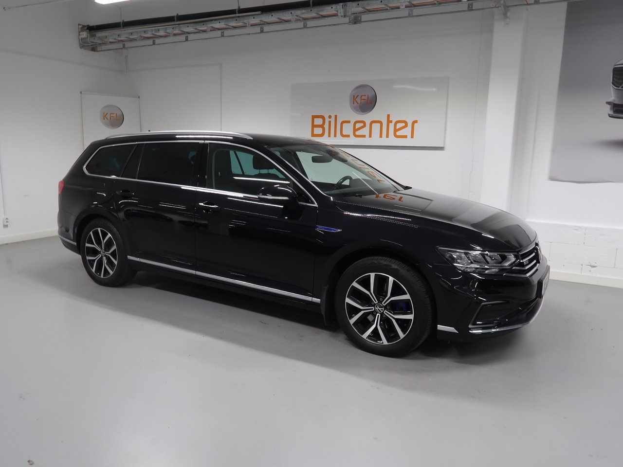 Volkswagen Passat GTE 2021, kuva 4/10