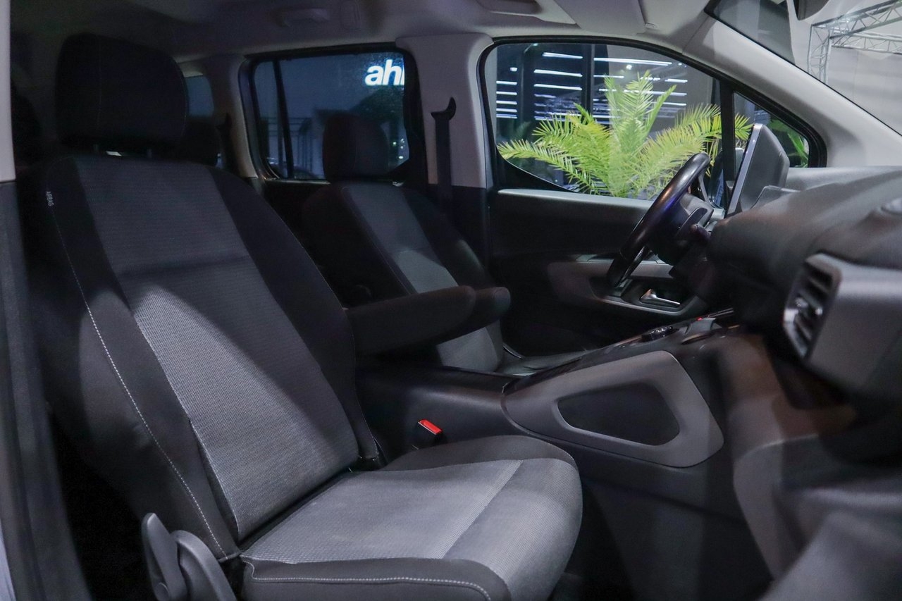 Toyota Proace City Verso 1.2 Turbo 2020, bild 7/10