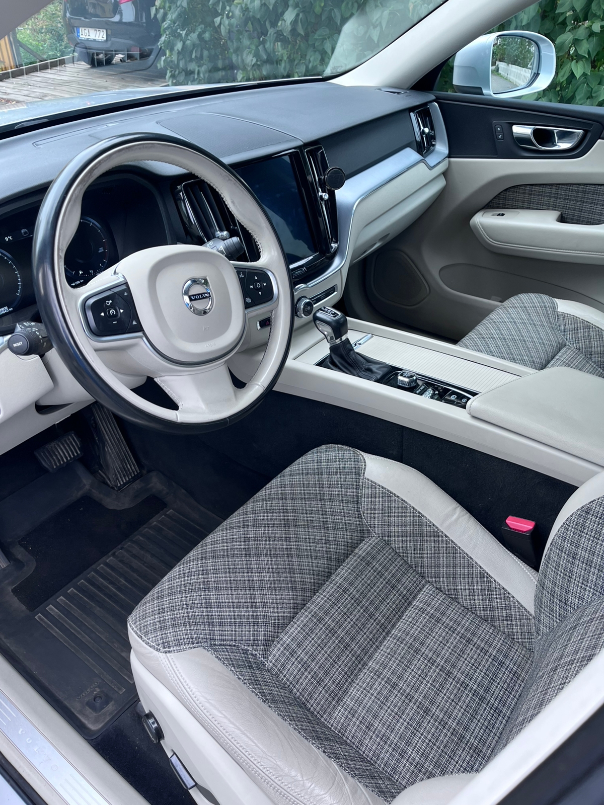 Volvo XC60 D4 2019, bild 4/7
