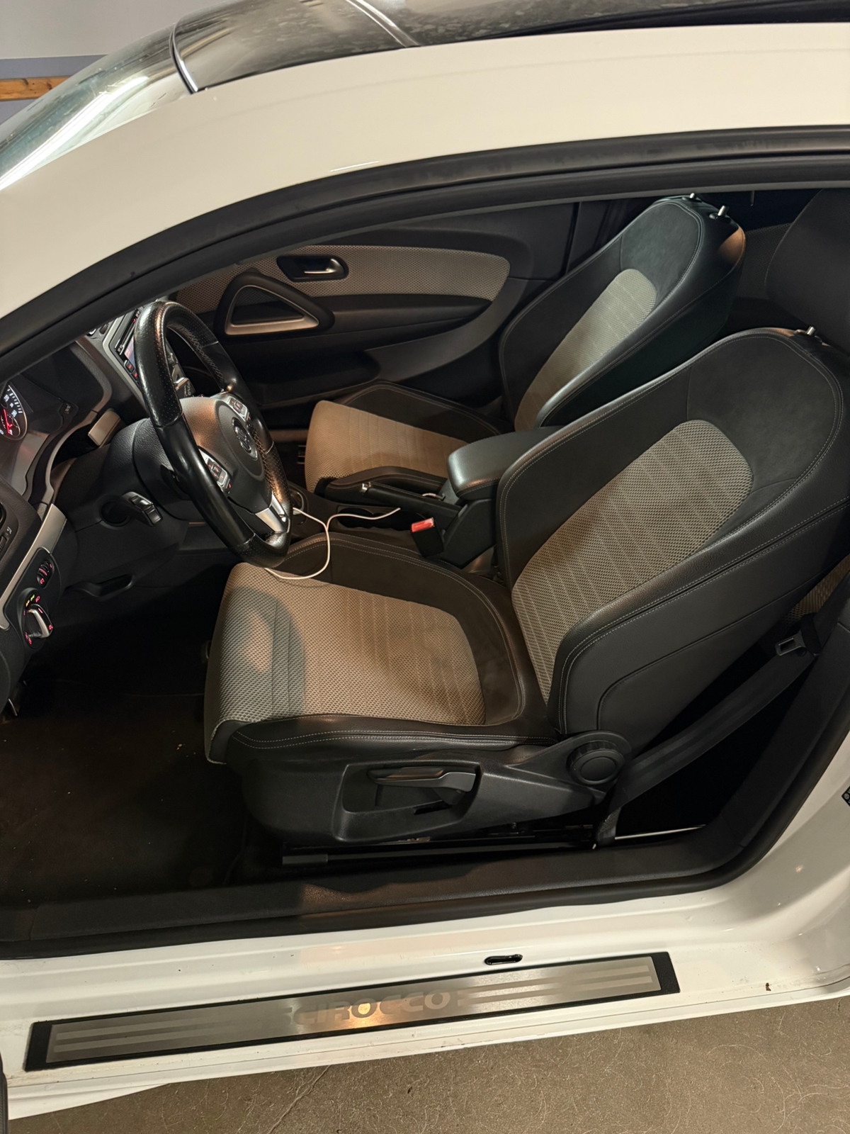 Volkswagen Scirocco 2010, bild 7/10