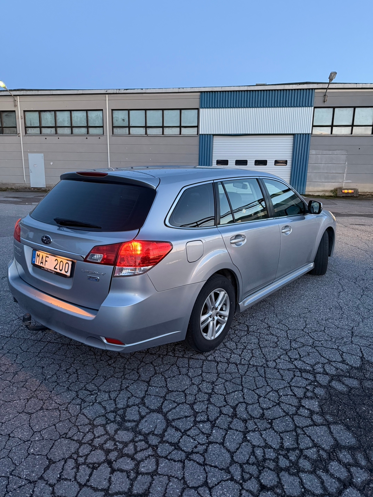 Subaru Legacy 2.0D 2013, bild 2/9