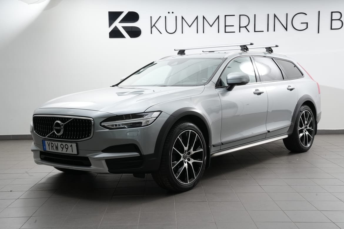 Volvo V90 D4