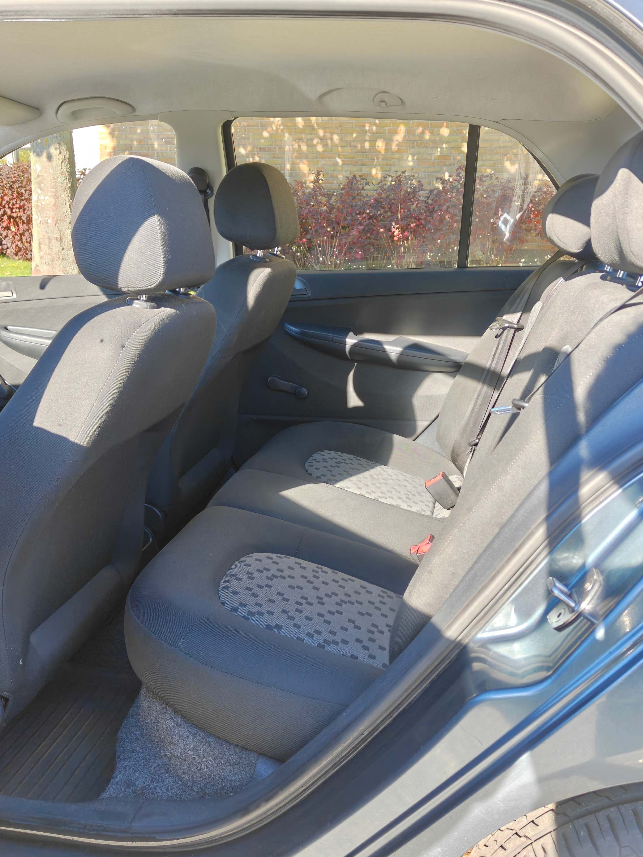 Skoda Fabia 1.2 HTP 12V 2005, bild 7/8