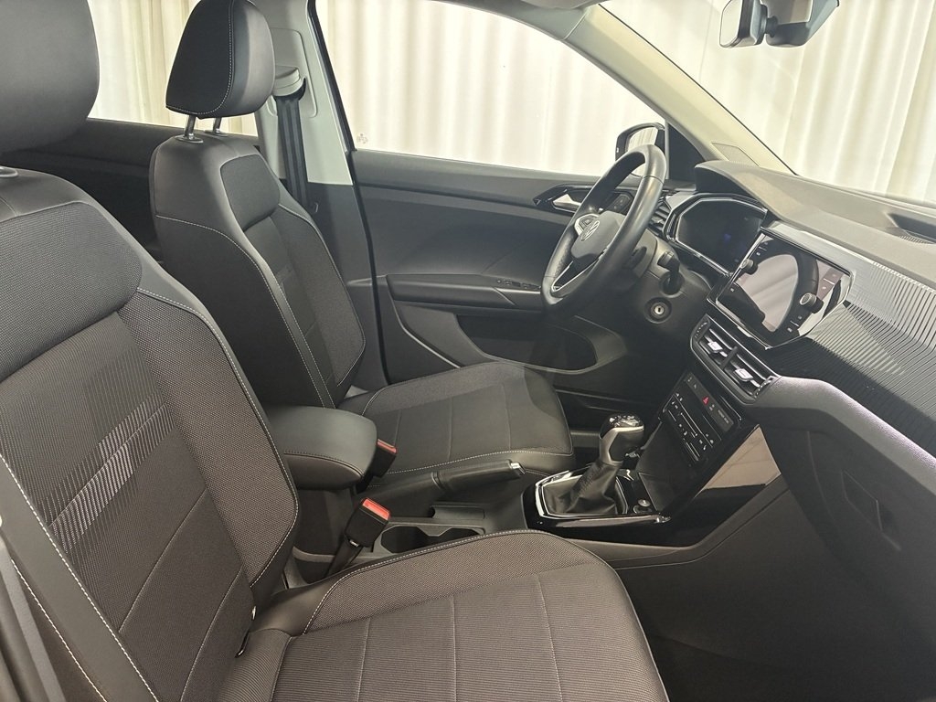 Volkswagen T-Cross 1.0 TSI 2023, bild 7/9
