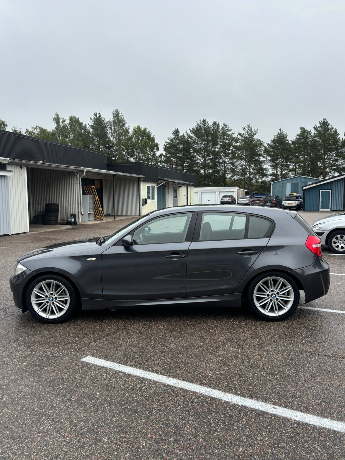 BMW 120d M Sport 2008, bild 2/10