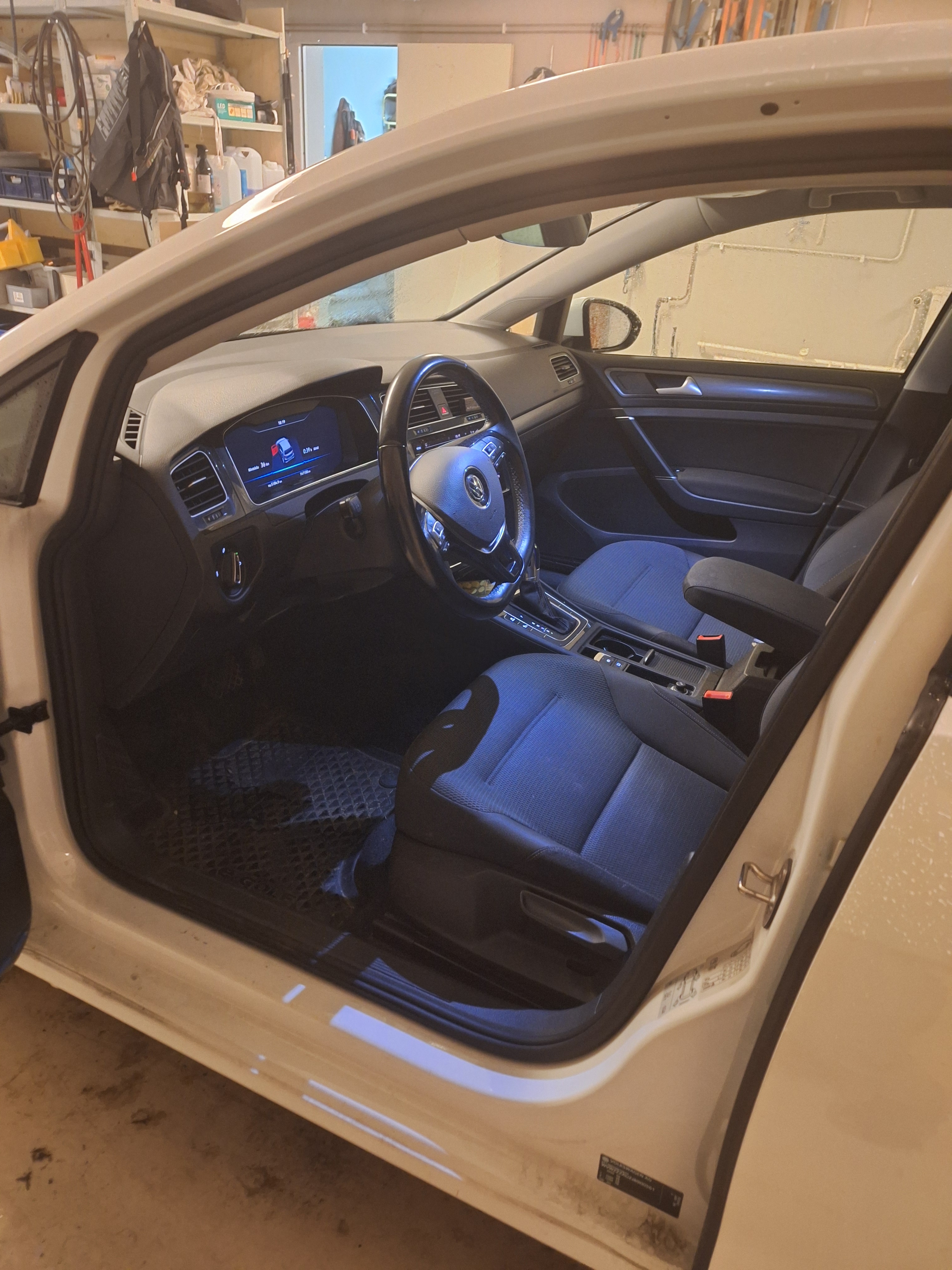 Volkswagen Golf 2018, bild 5/6