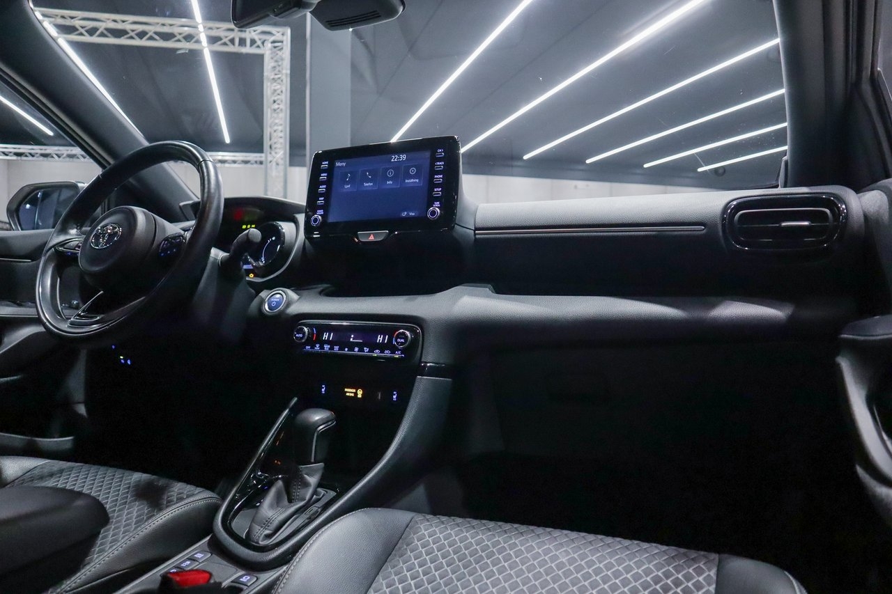 Toyota Yaris 1.5 Hybrid 116 Style 2021, bild 5/10