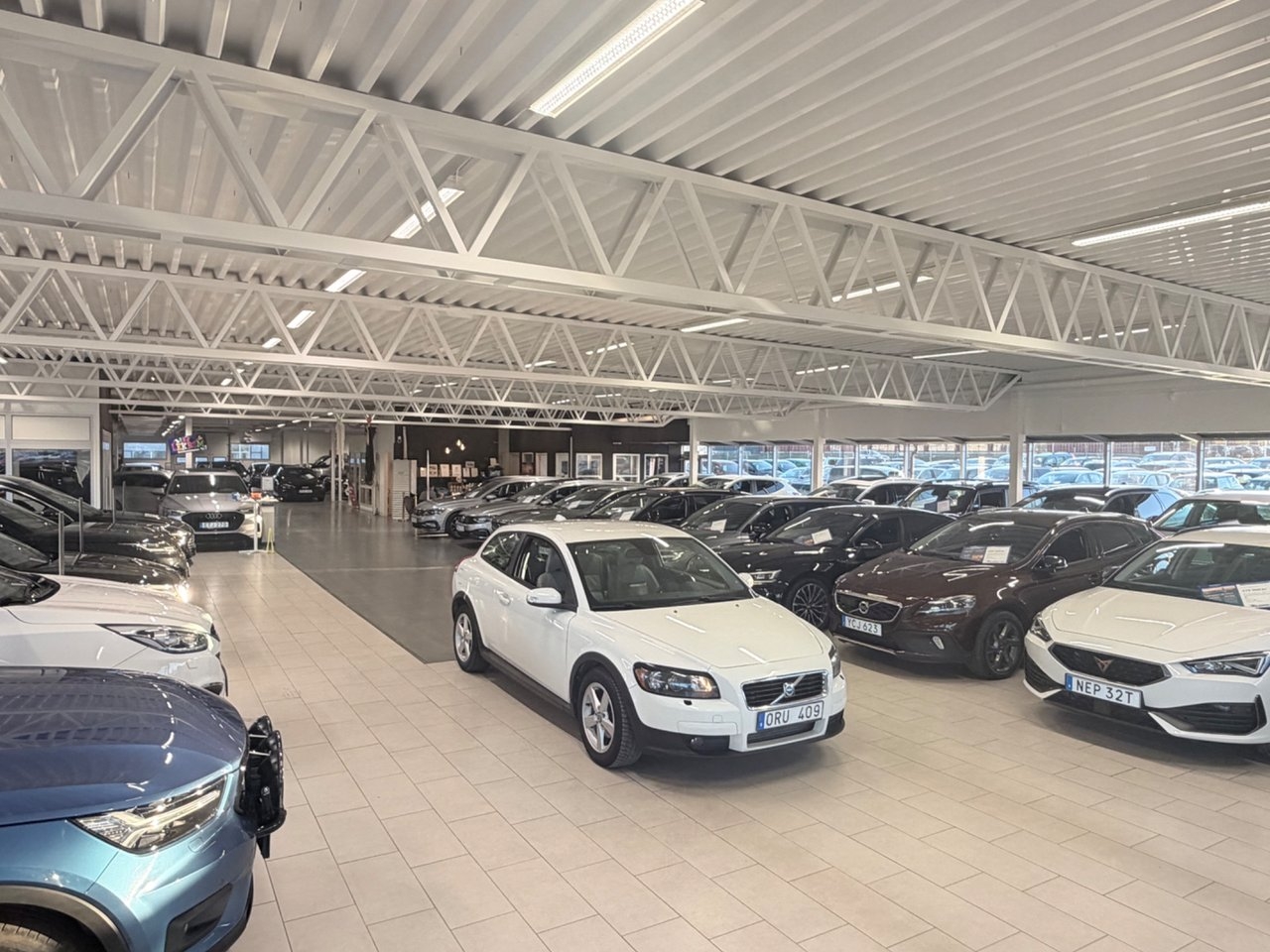 Volvo C30 2.0D Summum 2008, bild 2/10