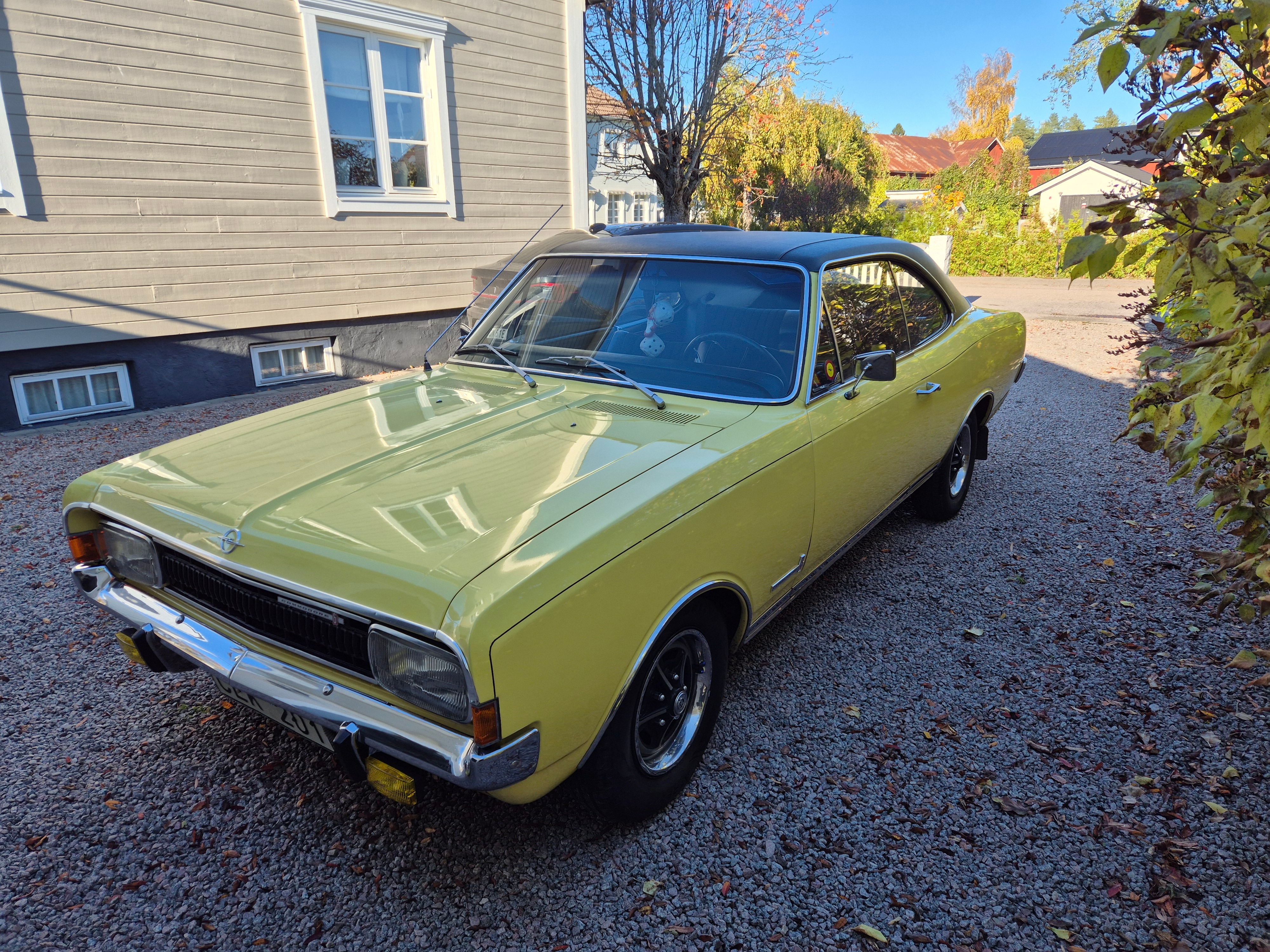 Opel Commodore 2500 1970, bild 2/8