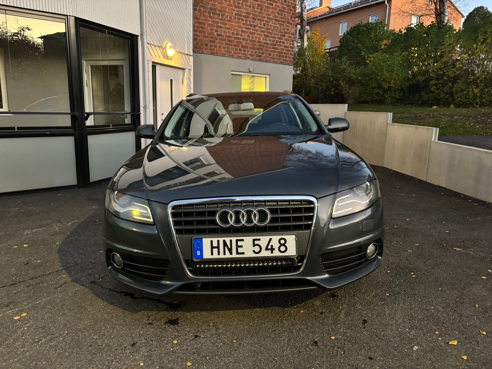 Audi A4 2.0 TFSI S line 2010, bild 2/10