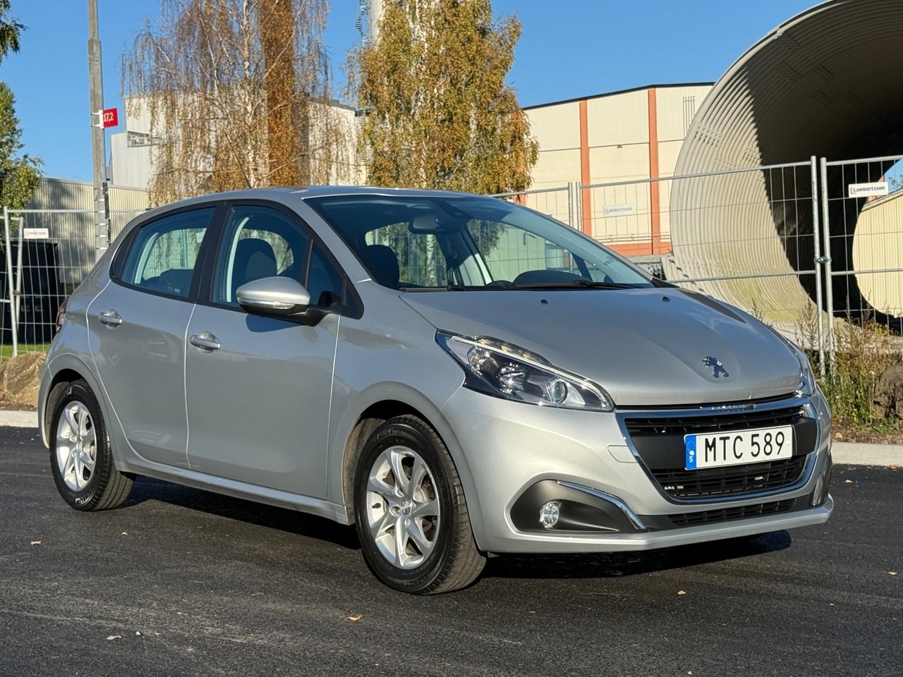 Peugeot 208 1.2 PureTech 82 2016, bild 7/10