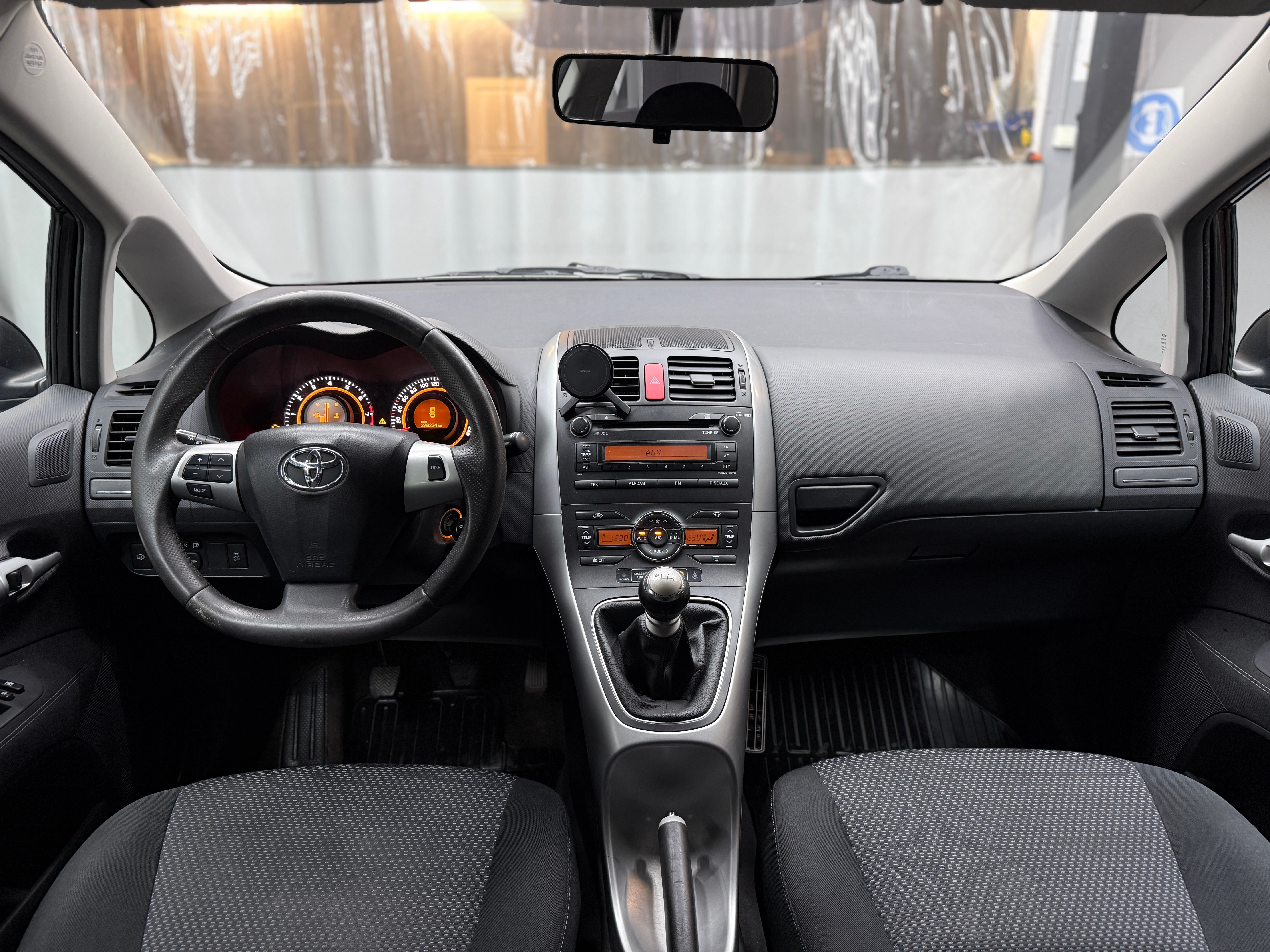 Toyota Auris 1.6 2010, bild 7/10