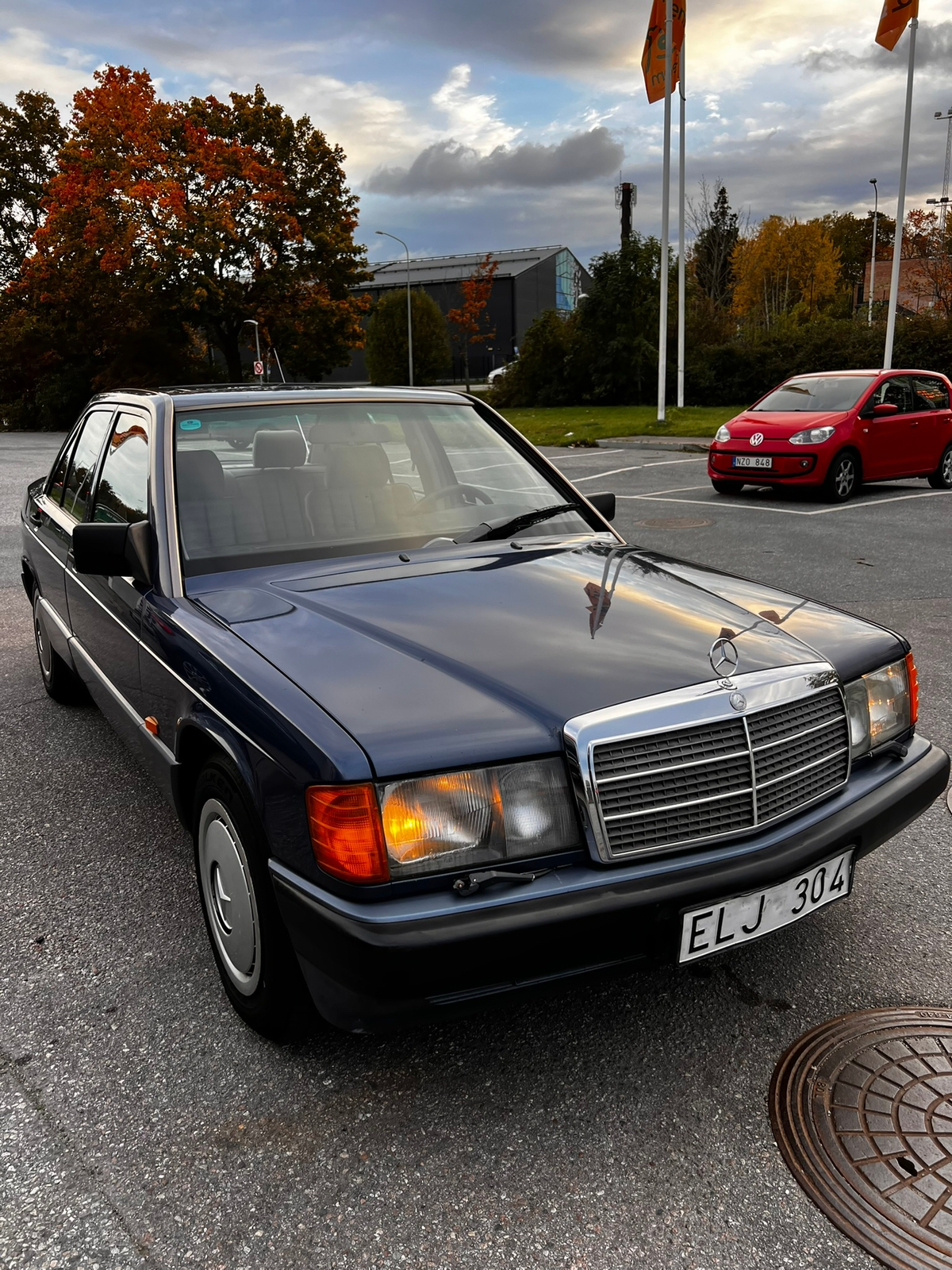 Mercedes-Benz 190 E 1990, bild 2/2