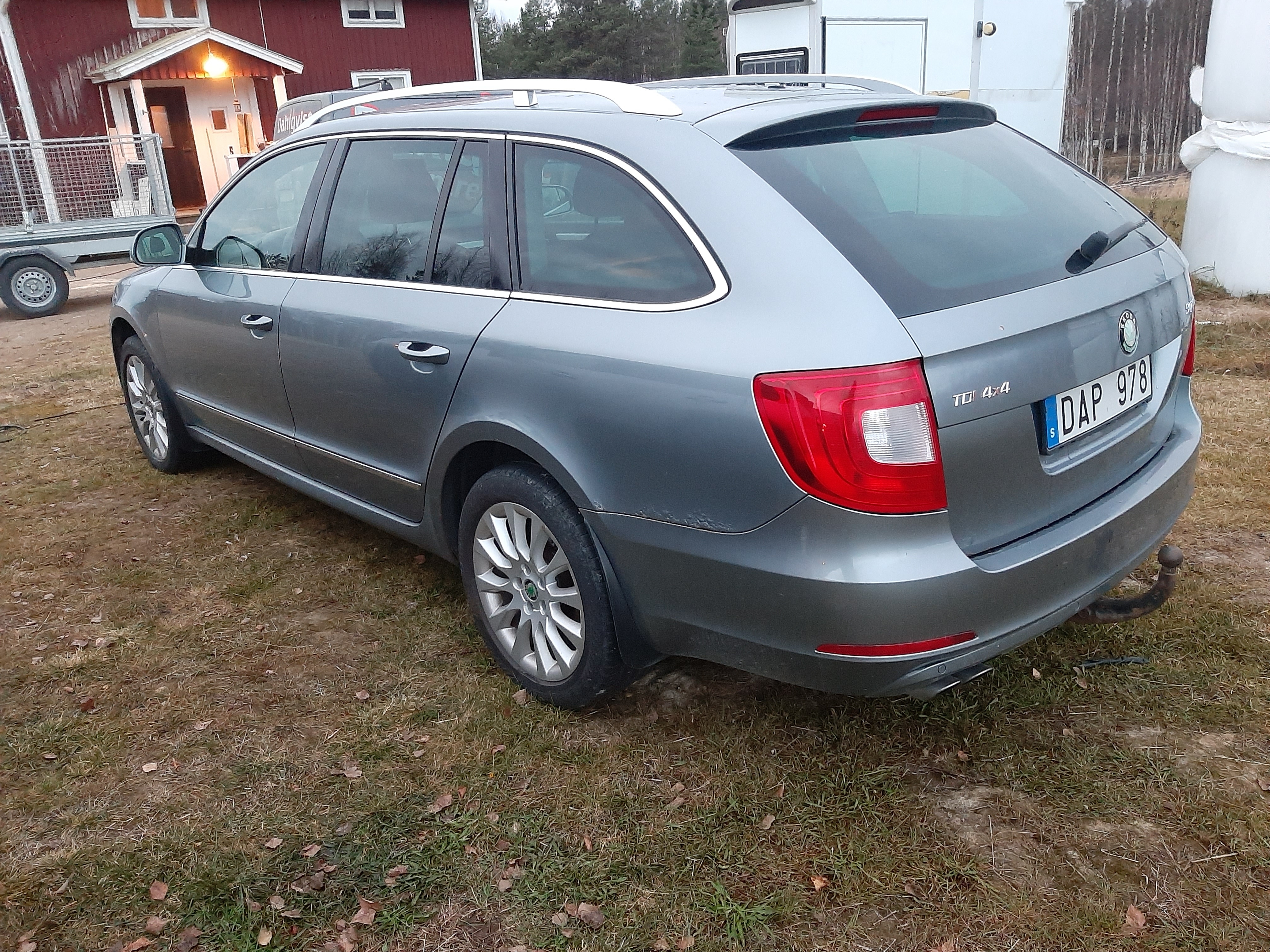 Skoda Superb 2.0 TDI 2012, bild 7/7