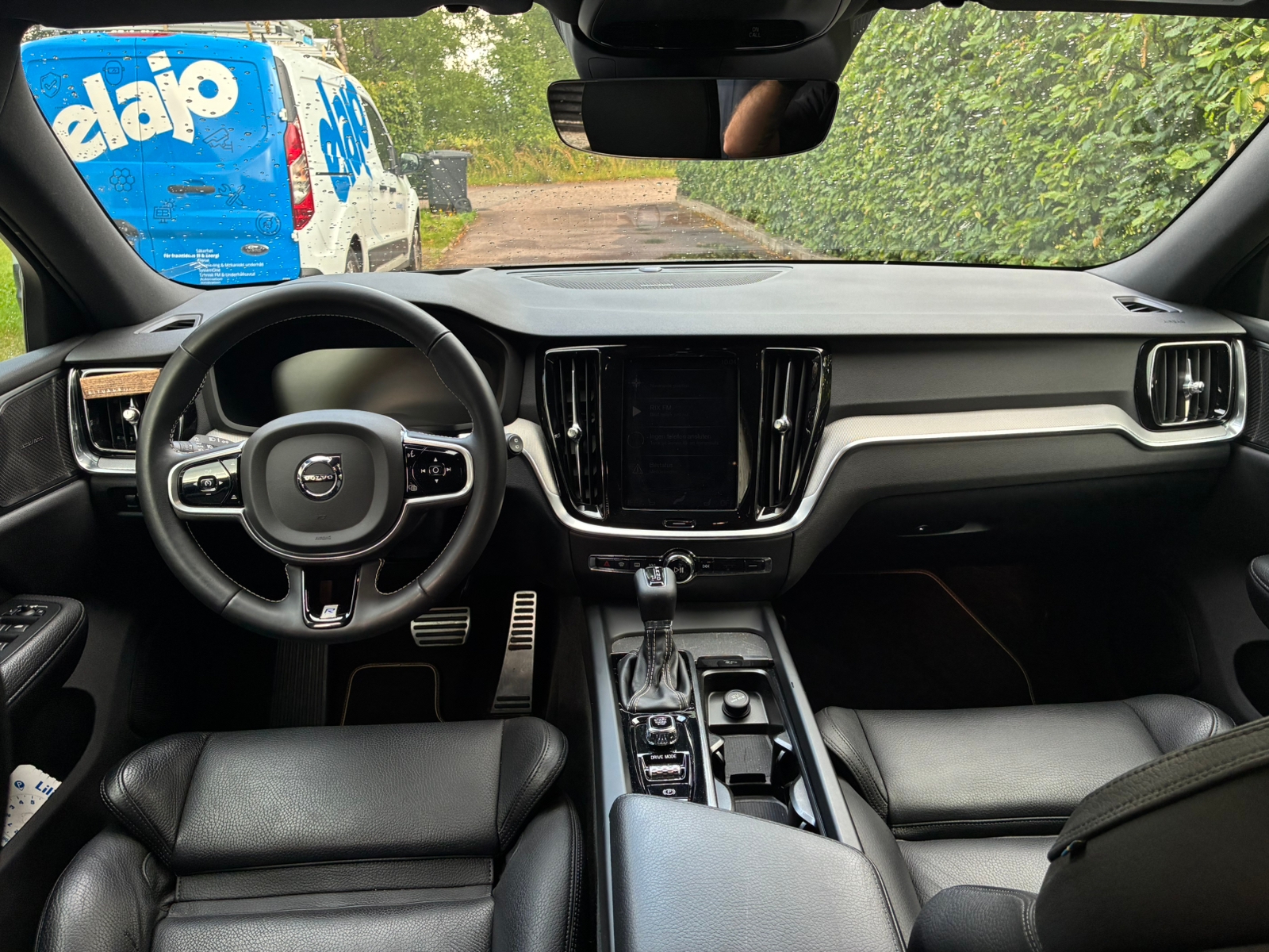 Volvo V60 T5 R Design 2019, bild 6/8