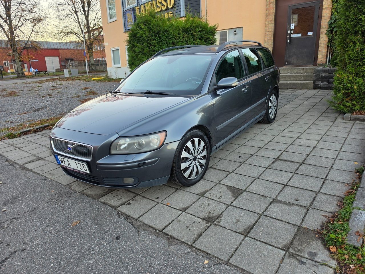 Volvo V50 2.4 Kinetic 2005, bild 2/10
