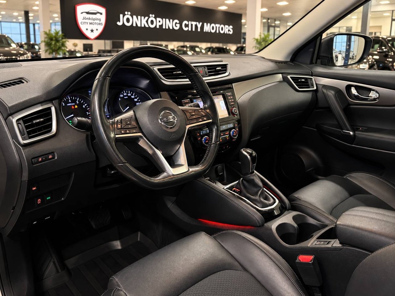 Nissan Qashqai 1.2 DIG-T 2018, bild 6/10
