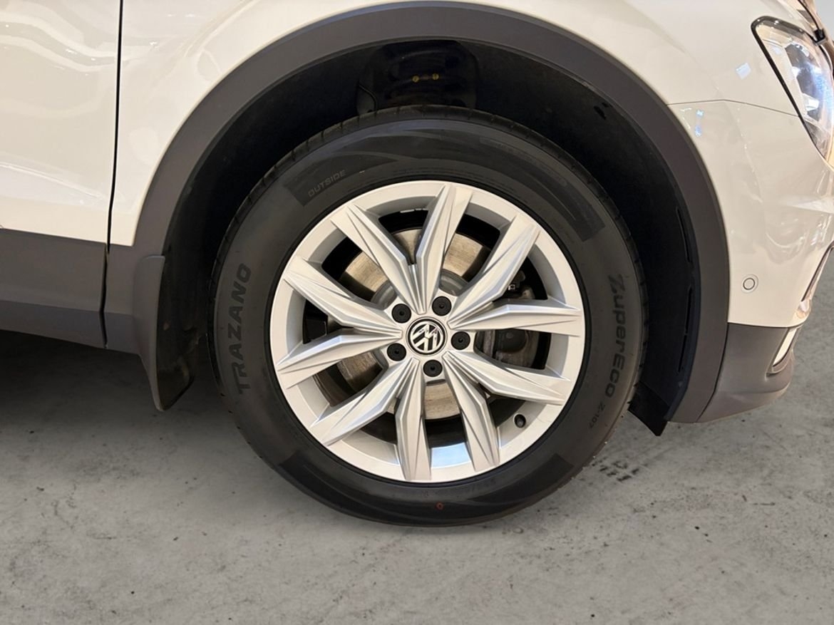 Volkswagen Tiguan 2.0 TSI 2020, bild 6/10