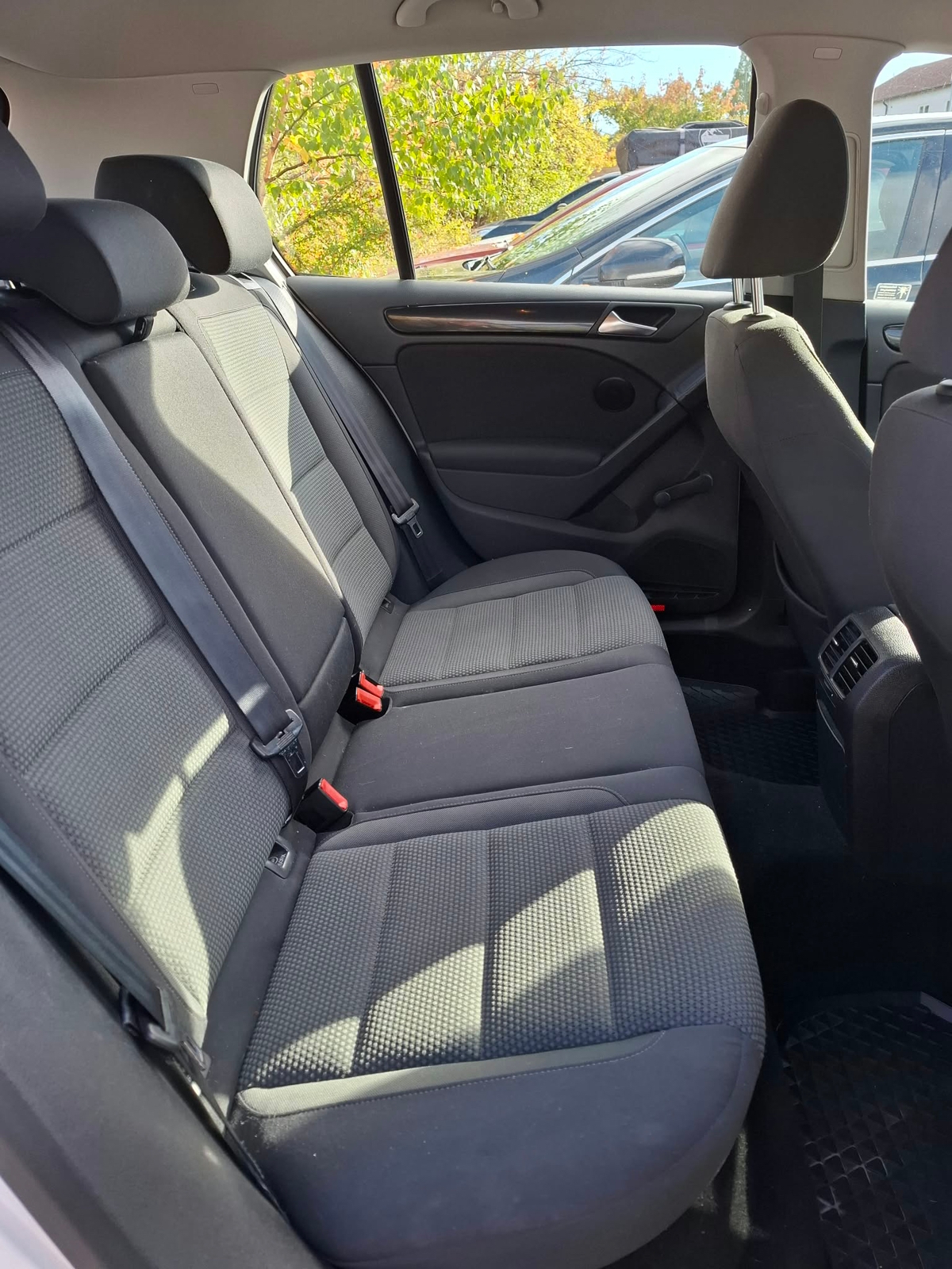 Volkswagen Golf 1.6 TDI 2011, kuva 7/10